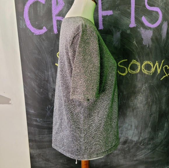 Preston & York Silver Metallic Thread Top - Picture 7 of 10